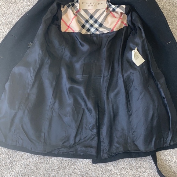 Burberry coat - Picture 6 of 10